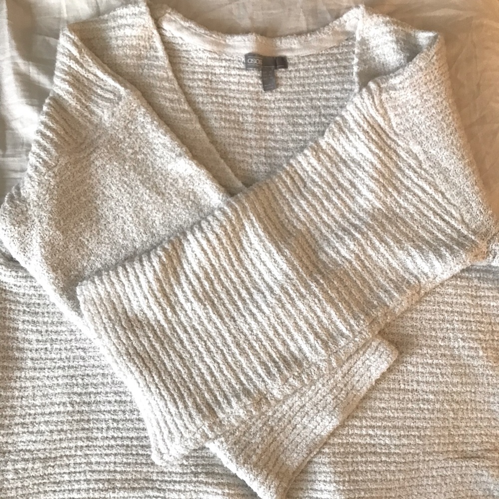 ASOS Vneck boxy sweater